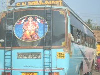 Ganesh protège les bus !